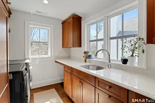 35 Hazel St, Darien, CT 06820 - Photo 31