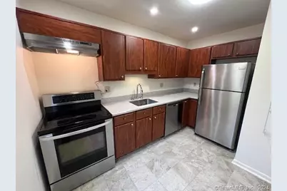 2437 Bedford Street #F21, Stamford, CT 06905 - Photo 11