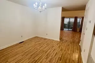 2437 Bedford St, Stamford, CT 06905 - Photo 9