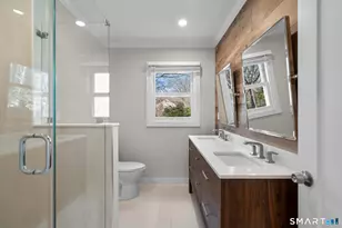 19 Jamroga Ln, Stamford, CT 06905 - Photo 13