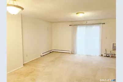 94 Wakefield Circle #94, East Hartford, CT 06118 - Photo 7