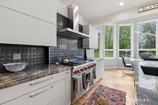 85 Norrans Ridge Dr, Ridgefield, CT 06877 - Photo 9