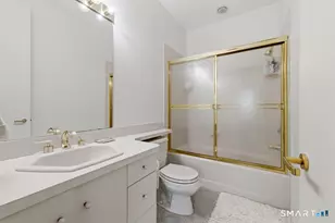 85 Norrans Ridge Dr, Ridgefield, CT 06877 - Photo 25
