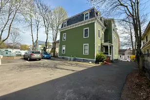 10 Linden Pl, Stamford, CT 06902 - Photo 7