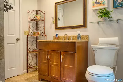 64 Evergreen Avenue, Hamden, CT 06518 - Photo 13