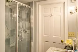 64 Evergreen Ave, Hamden, CT 06518 - Photo 19