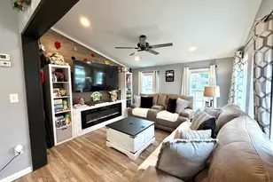 3 Elizabeth Ln, Windham, CT 06256 - Photo 3