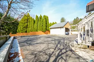 51 Locke St, Ansonia, CT 06401 - Photo 13