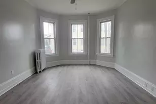 126 Winthrop St, New Britain, CT 06052 - Photo 5