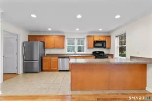 15 W Main St, Norwalk, CT 06851 - Photo 9