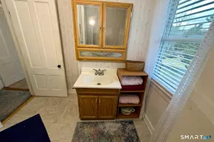 241 Niantic River Rd, Waterford, CT 06385 - Photo 27