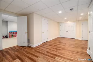 8 Encampment Pl, Ridgefield, CT 06877 - Photo 33