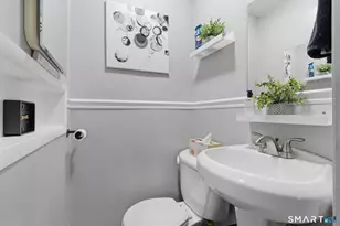 44 Skyline Dr, Waterbury, CT 06706 - Photo 23