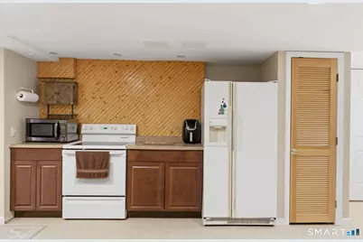 44 Skyline Drive, Waterbury, CT 06706 - Photo 31