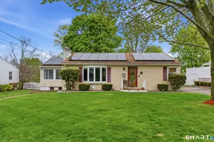 44 Skyline Dr, Waterbury, CT 06706 - Photo 1