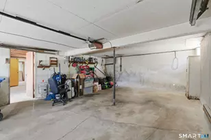 94 Windy Dr, Waterbury, CT 06705 - Photo 33