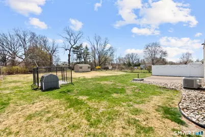 467 Quinnipiac Avenue, North Haven, CT 06473 - Photo 3