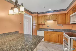 5 Haddam Dr, Avon, CT 06001 - Photo 15