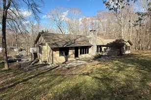 110 Town Woods Rd, Lyme, CT 06371 - Photo 5