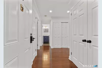 255 Strawberry Hill Avenue #B10, Stamford, CT 06902 - Photo 3