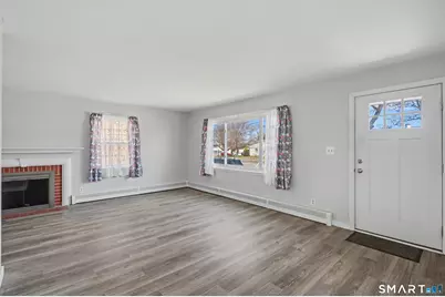 41 Sunnybrook Bend, Waterbury, CT 06708 - Photo 17