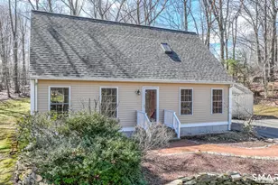 17 Flatbrook Rd, East Hampton, CT 06424 - Photo 1