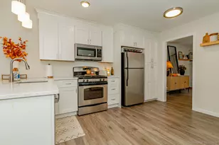 27 Deer Run Trail, Manchester, CT 06042 - Photo 3