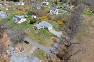 9 Evas Dr, Brookfield, CT 06804 - Photo 33