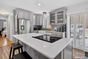 43 W Vine St, Stonington, CT 06379 - Photo 7