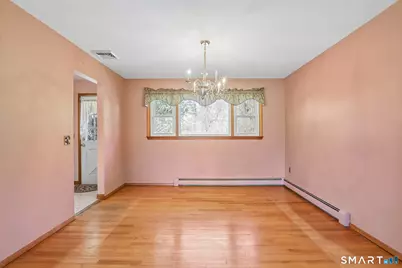 14 Sil Cam Drive, Danbury, CT 06811 - Photo 7