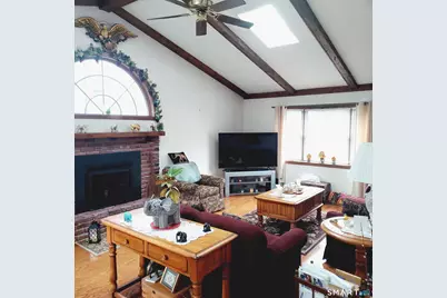 38-40 Lakeview Terrace, Derby, CT 06418 - Photo 5