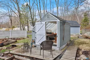 49 Lake View Dr, Ashford, CT 06278 - Photo 33