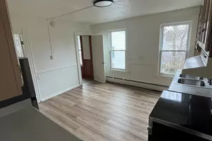 11 Roosevelt Ave, Plymouth, CT 06786 - Photo 5