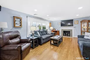 41 Clover Ln, East Hartford, CT 06118 - Photo 13