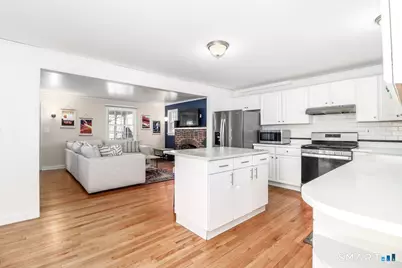 190 Toms Road, Stamford, CT 06906 - Photo 7