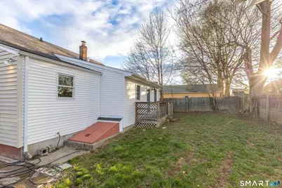 415 Jewett Avenue, Bridgeport, CT 06066 - Photo 17