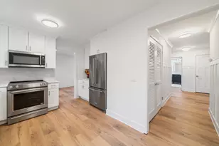 89 Heritage Vlg, Southbury, CT 06488 - Photo 3