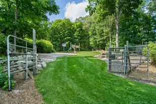 52 Aunt Park Ln, Newtown, CT 06470 - Photo 37