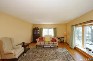 54 Woodstock St, Waterbury, CT 06704 - Photo 5