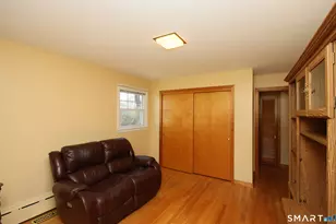 54 Woodstock St, Waterbury, CT 06704 - Photo 17