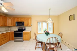 54 Woodstock St, Waterbury, CT 06704 - Photo 9