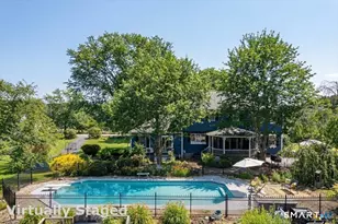 792 Wrights Crossing Rd, Pomfret, CT 06259 - Photo 3