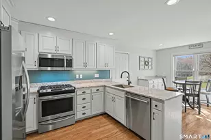 106 Sconset Ln, Guilford, CT 06437 - Photo 7