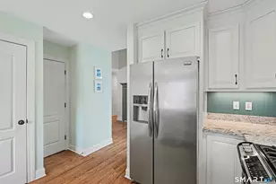 106 Sconset Ln, Guilford, CT 06437 - Photo 9