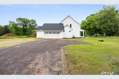 558 Lazy Lane, Southington, CT 06489 - Photo 3