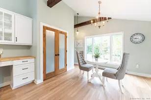 147 Pequot Ave, Groton, CT 06355 - Photo 17