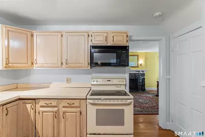 90 Toilsome Hill Road, Fairfield, CT 06825 - Photo 13