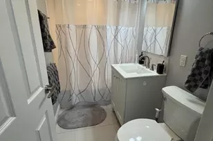 887 Farmington Ave, West Hartford, CT 06119 - Photo 13