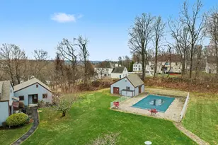 8 Shepard Hill Rd, Hamden, CT 06514 - Photo 31