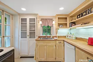 92 Bokum Rd, Old Saybrook, CT 06475 - Photo 15